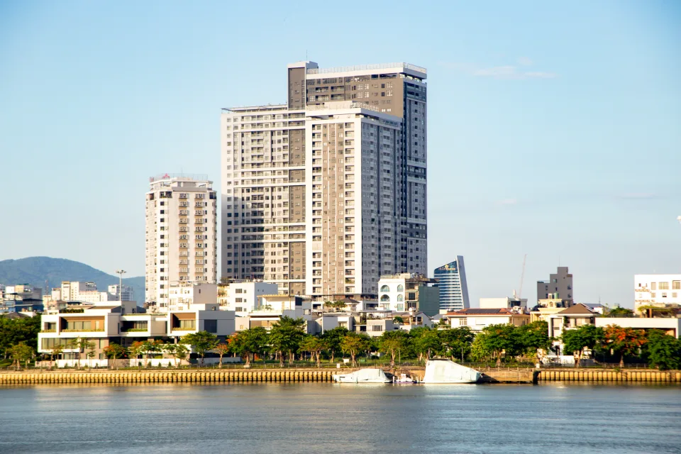 Sân trước nhà cấp bốn